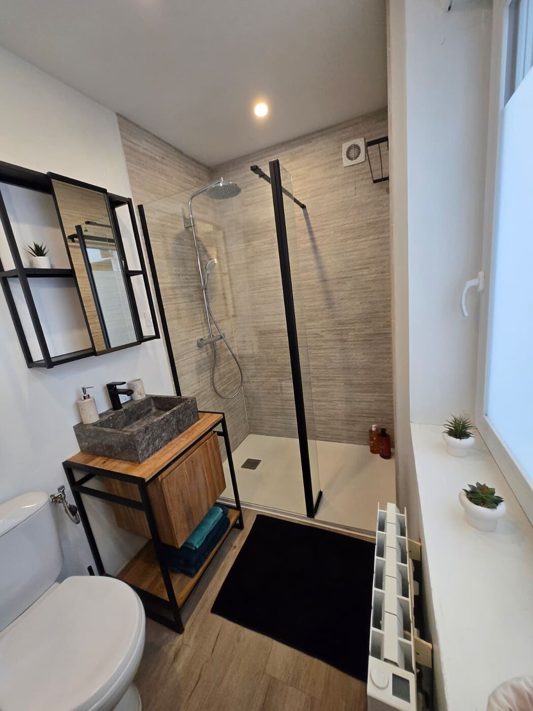 Loucé — salle de bain